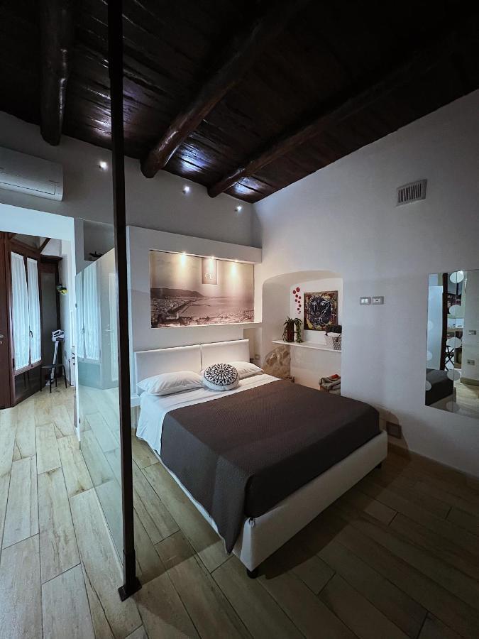 One Hospitality Home Салерно Экстерьер фото