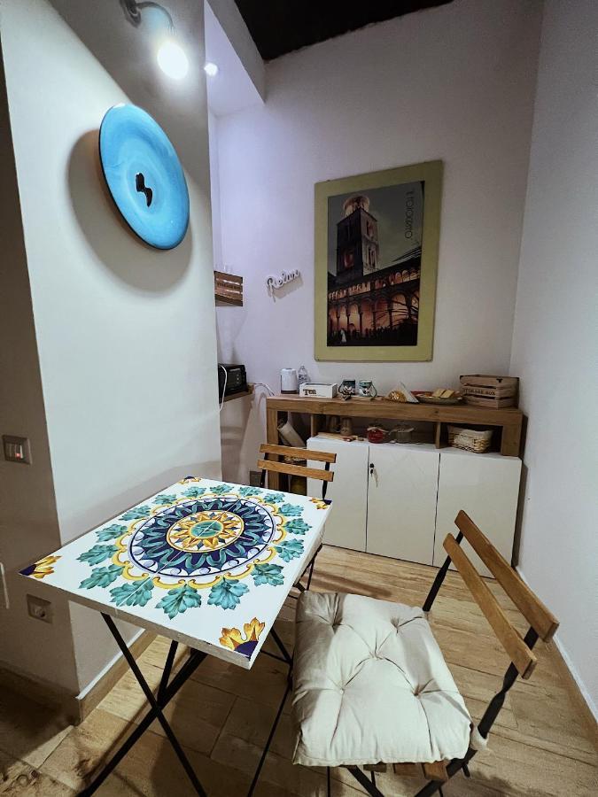 One Hospitality Home Салерно Экстерьер фото